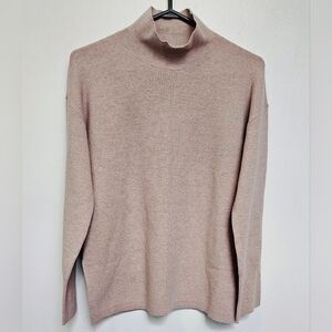 Banana Republic Milano Tneck Taupe Pullover Sz Xs BoxyViscose Blend Sweater
